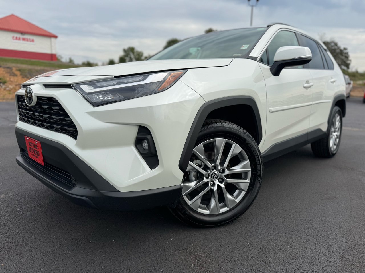 2022 Toyota RAV4 XLE Premium AWD (Natl)