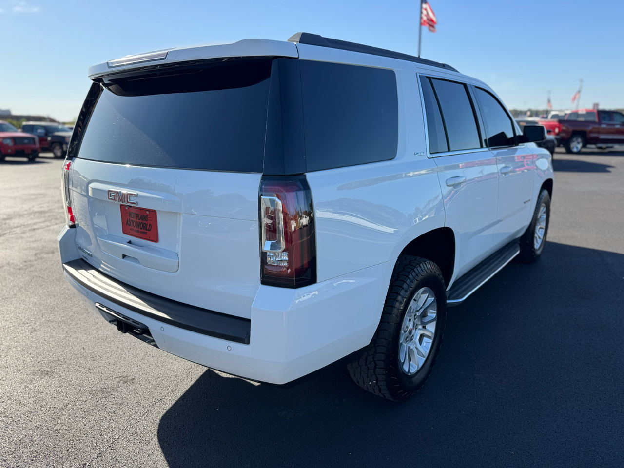GMC Yukon SLE 4WD 2016 GMC Yukon SLE 4WD 2016
