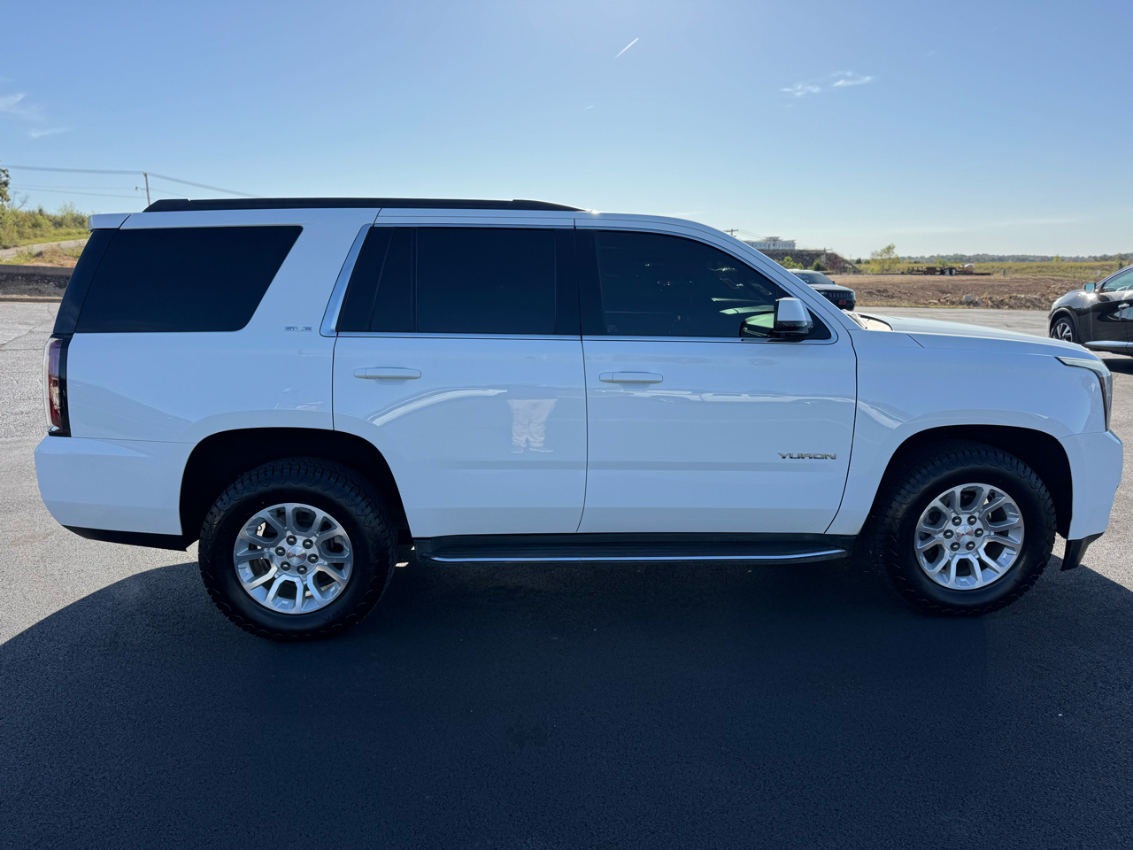 GMC Yukon SLE 4WD 2016 GMC Yukon SLE 4WD 2016