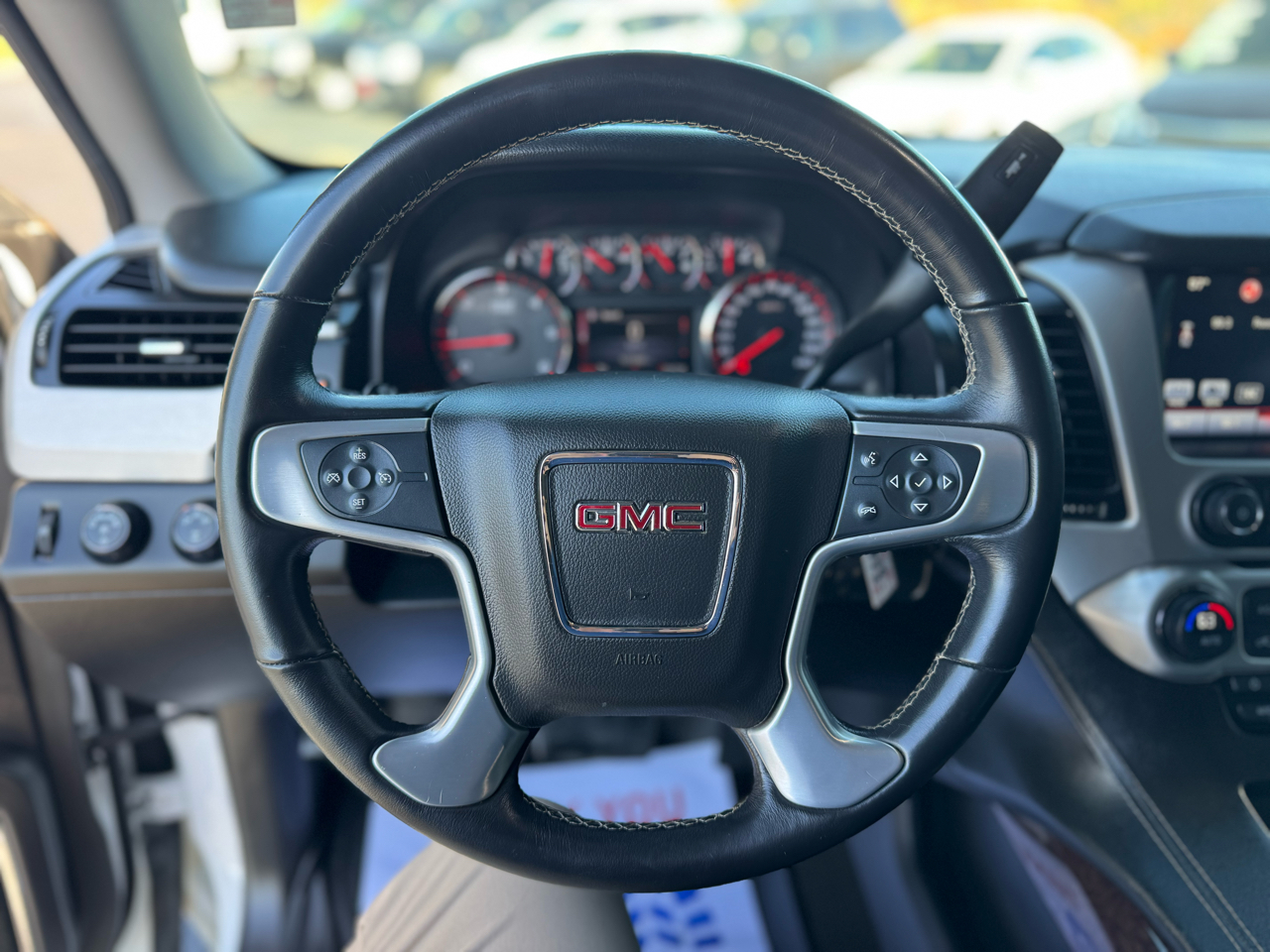 GMC Yukon SLE 4WD 2016 GMC Yukon SLE 4WD 2016
