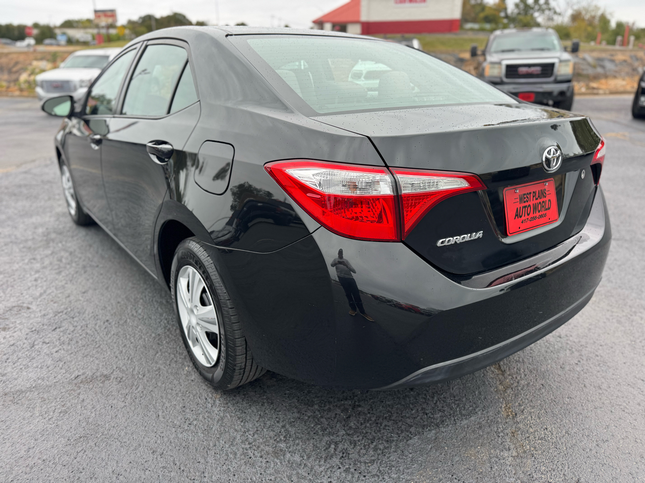 Toyota Corolla L 4D Sedan 2014 Toyota Corolla L 4D Sedan 2014