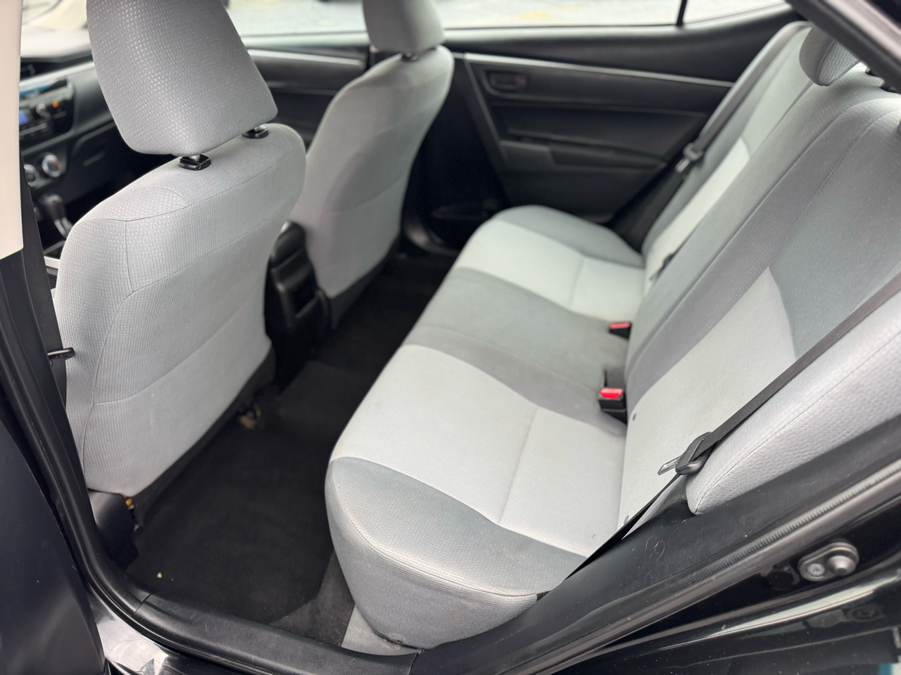 Toyota Corolla L 4D Sedan 2014 Toyota Corolla L 4D Sedan 2014