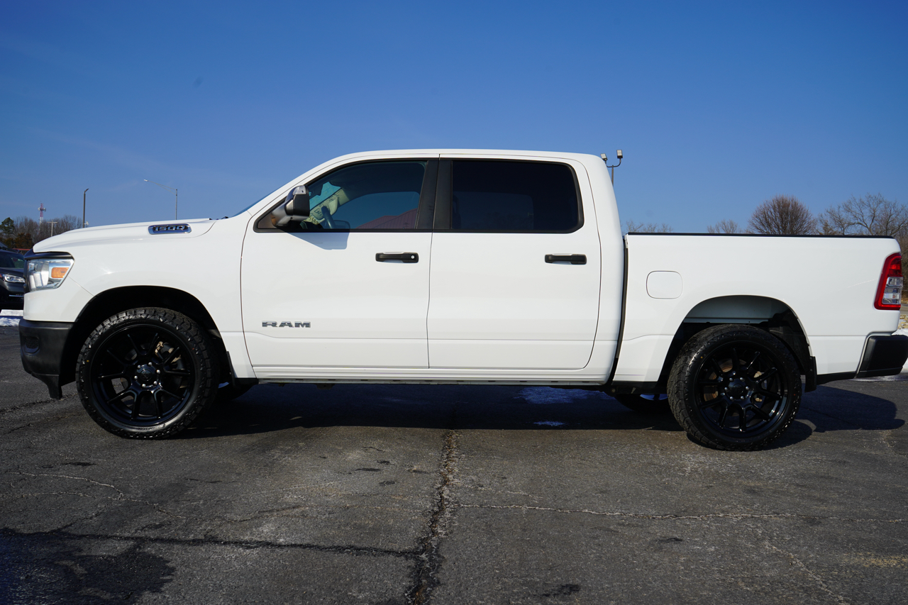 RAM 1500 Tradesman 4x4 Crew Cab 5'7" Box 2020