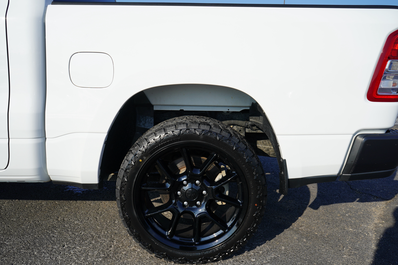 RAM 1500 Tradesman 4x4 Crew Cab 5'7" Box 2020