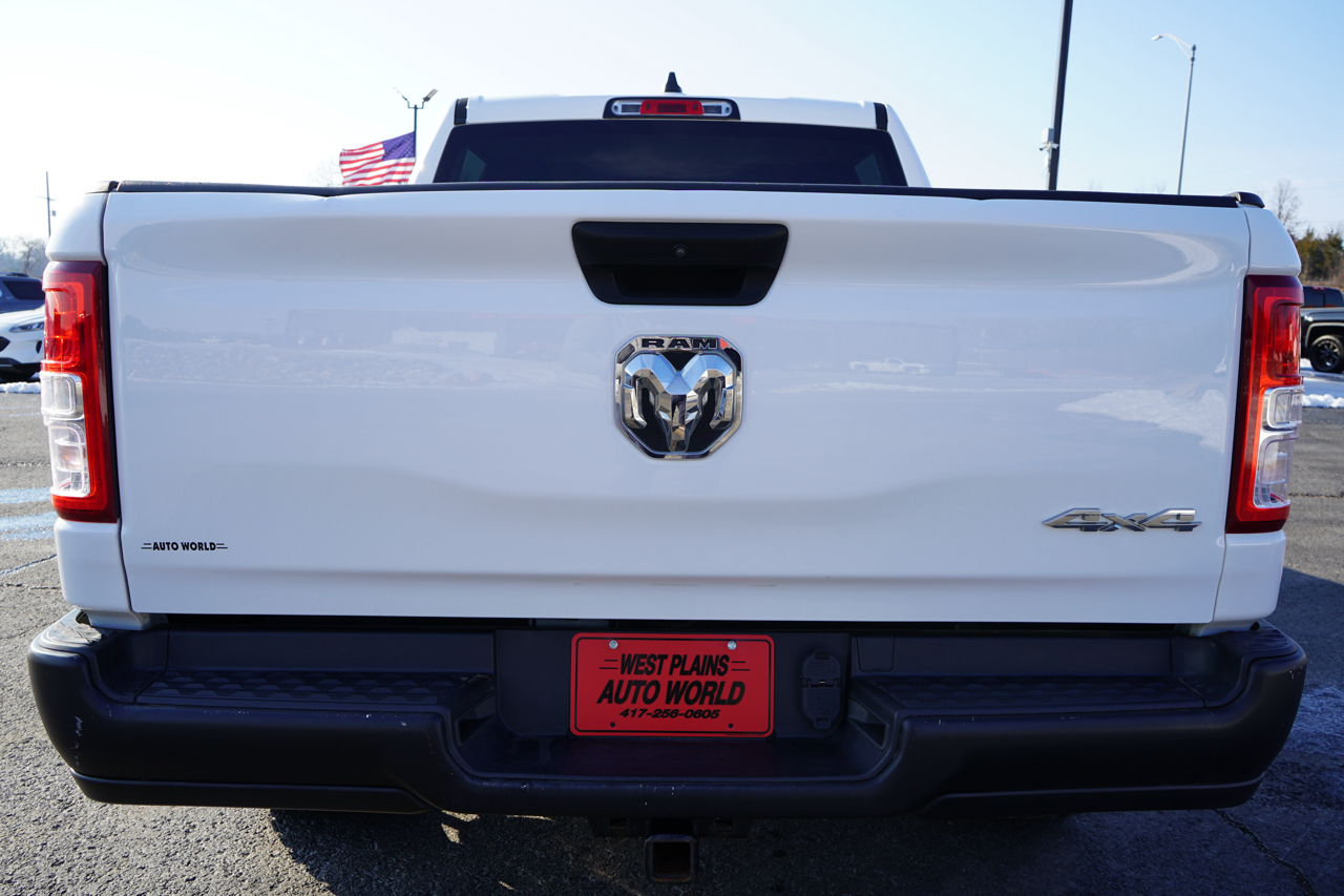 RAM 1500 Tradesman 4x4 Crew Cab 5'7" Box 2020