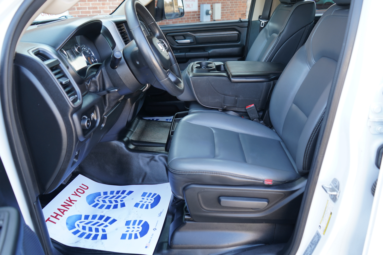 RAM 1500 Tradesman 4x4 Crew Cab 5'7" Box 2020