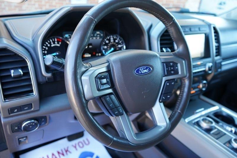 Ford Expedition XLT 4x4 2021