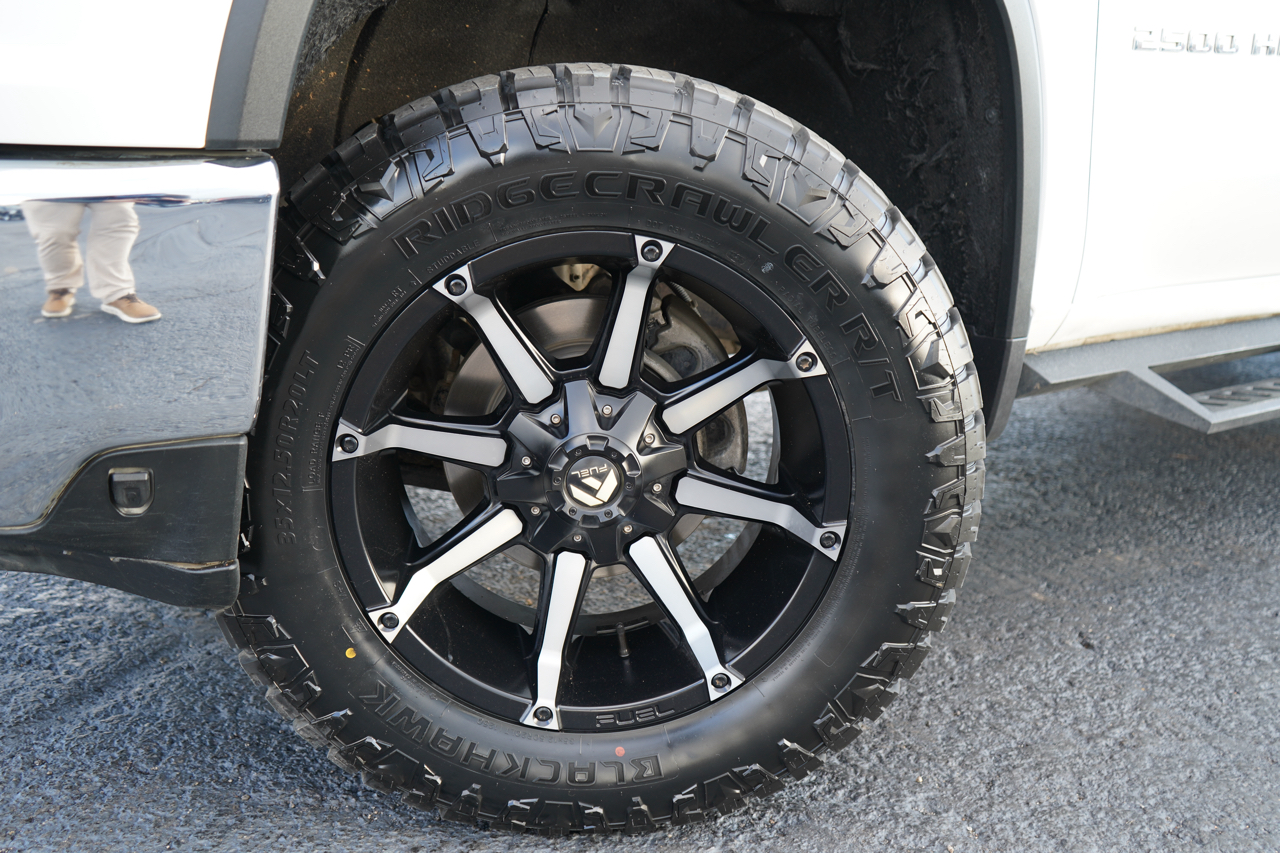 2021 Chevrolet Silverado 2500HD LT photo 4