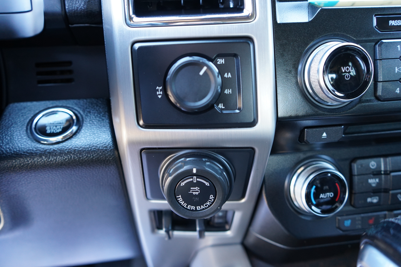 Ford F-150 Platinum SuperCrew 4WD 2016