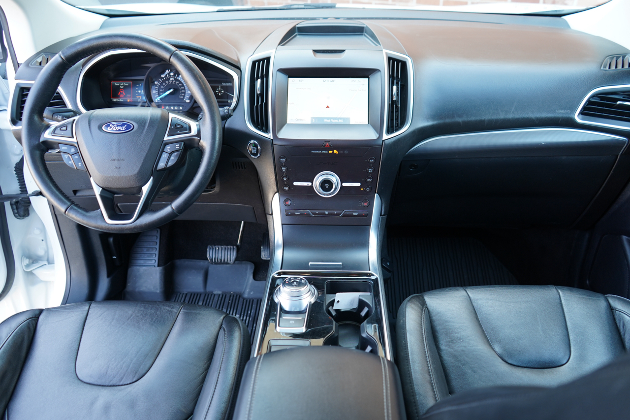 Ford Edge Titanium FWD 2020