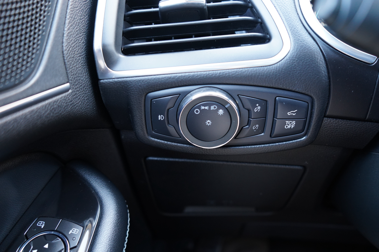 Ford Edge Titanium FWD 2020