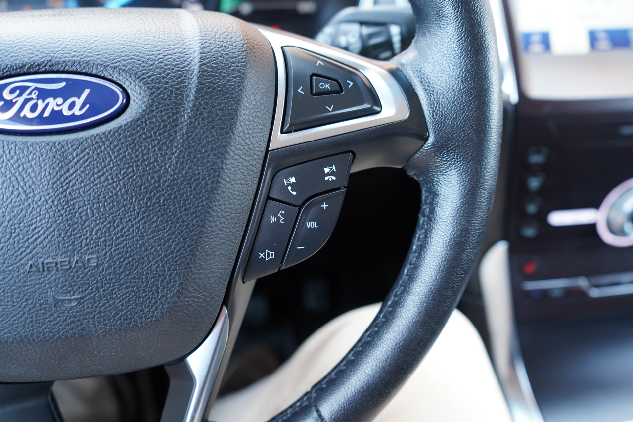 Ford Edge Titanium FWD 2020