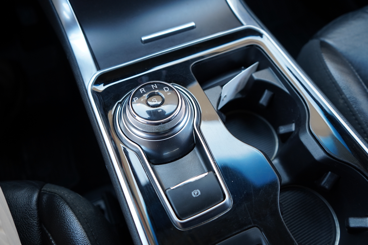 Ford Edge Titanium FWD 2020