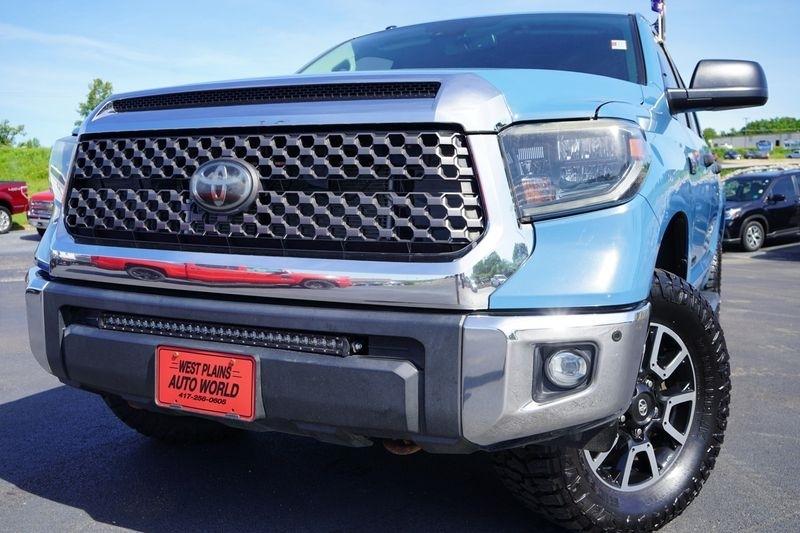 Toyota Tundra 2WD SR5 CrewMax 5.5' Bed 5.7L (Natl) 2019