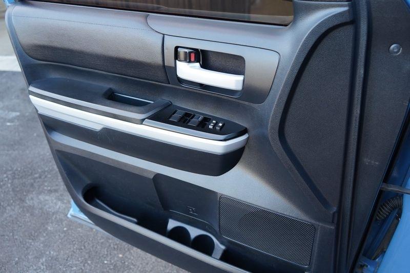 Toyota Tundra 2WD SR5 CrewMax 5.5' Bed 5.7L (Natl) 2019