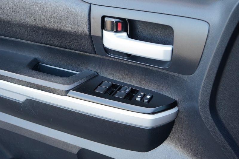 Toyota Tundra 2WD SR5 CrewMax 5.5' Bed 5.7L (Natl) 2019
