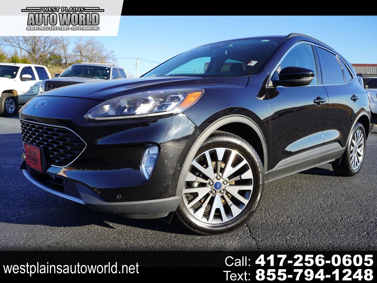 2020 Ford Escape Titanium's photo