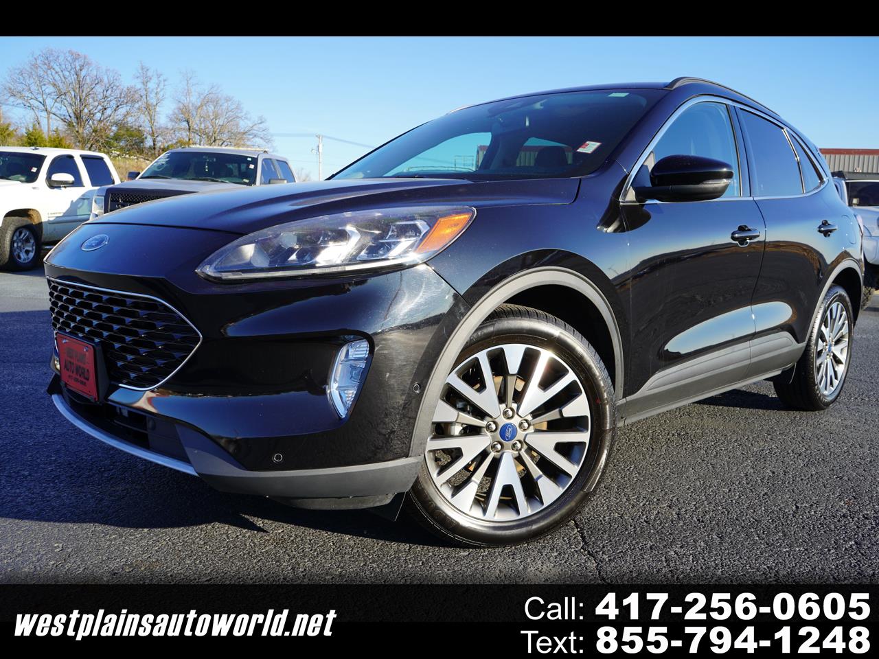 2020 Ford Escape Titanium's photo