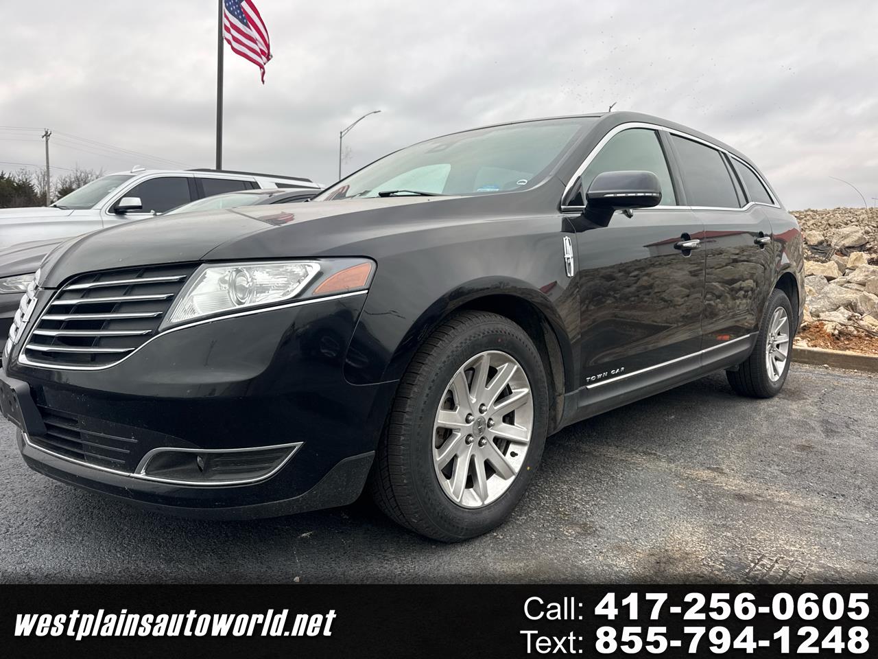 2017 Lincoln MKT's photo