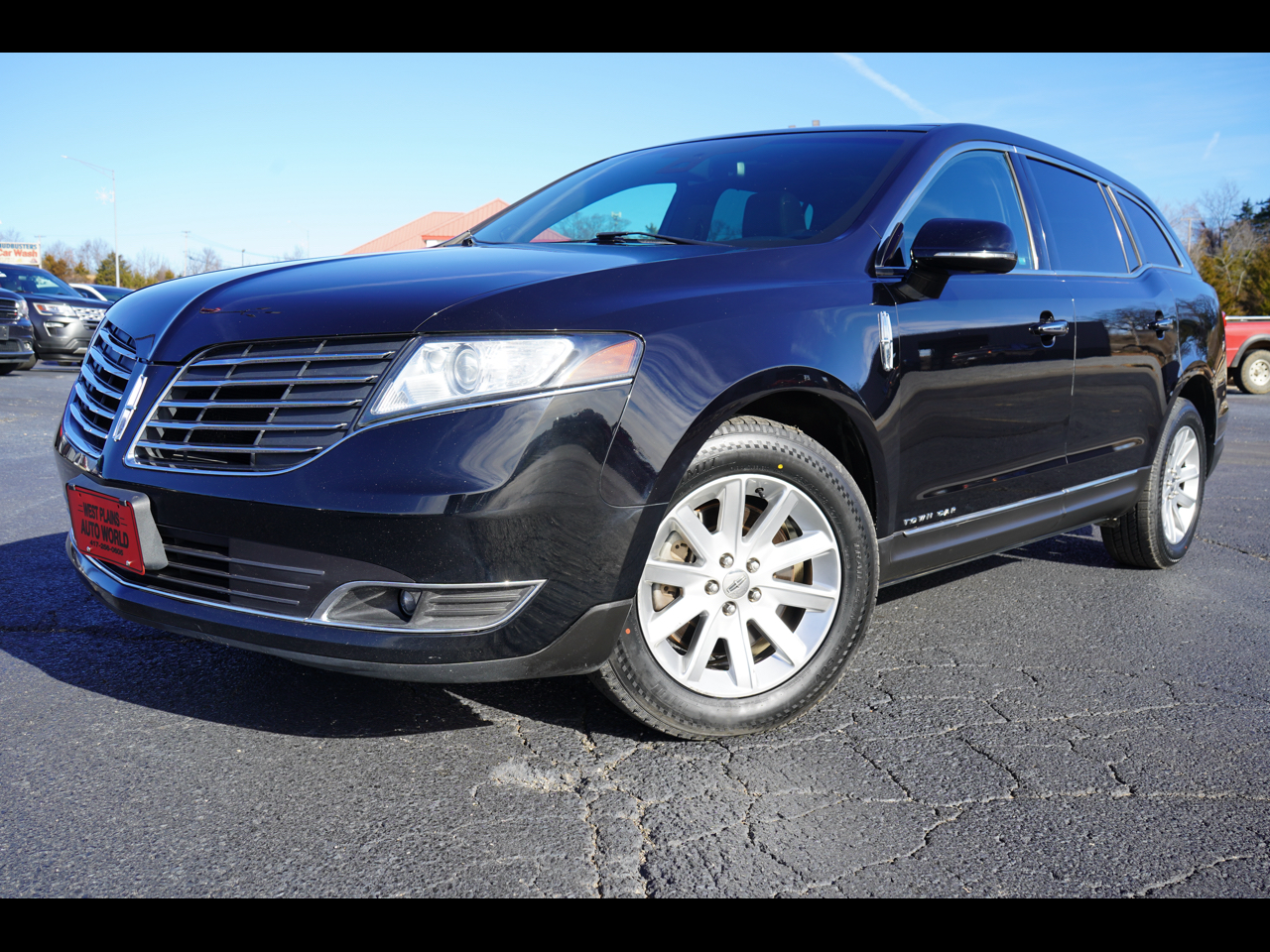 Lincoln MKT 3.7L AWD w/Livery Pkg 2017