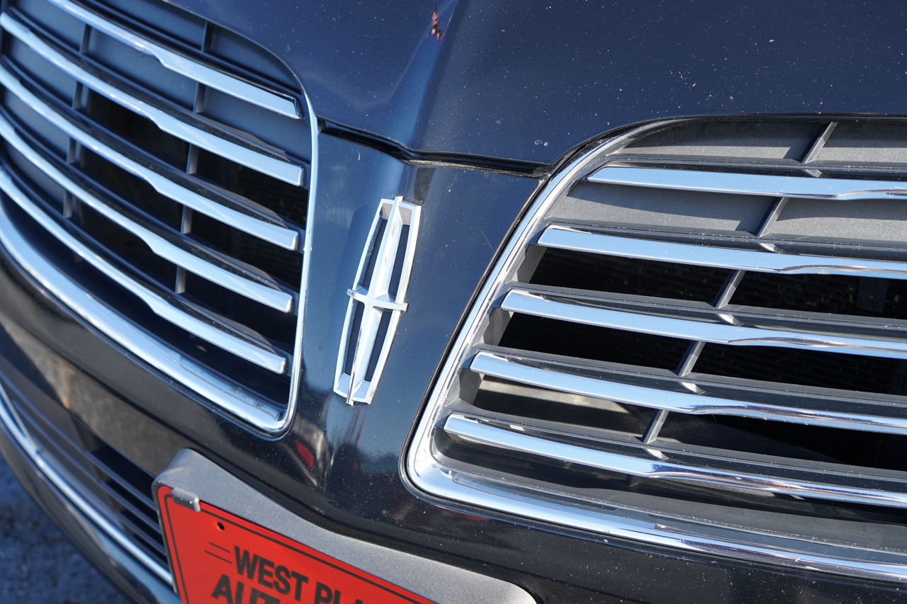 Lincoln MKT 3.7L AWD w/Livery Pkg 2017