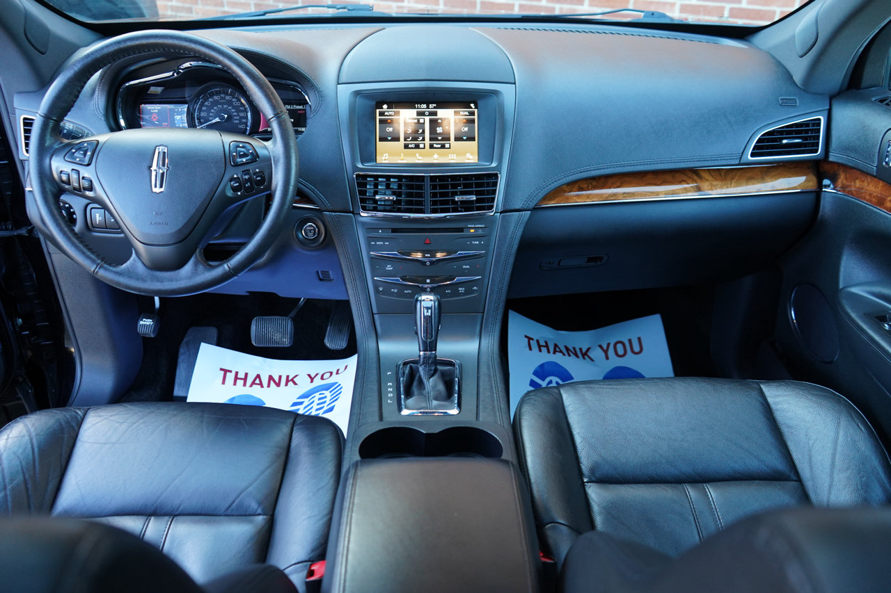 Lincoln MKT 3.7L AWD w/Livery Pkg 2017