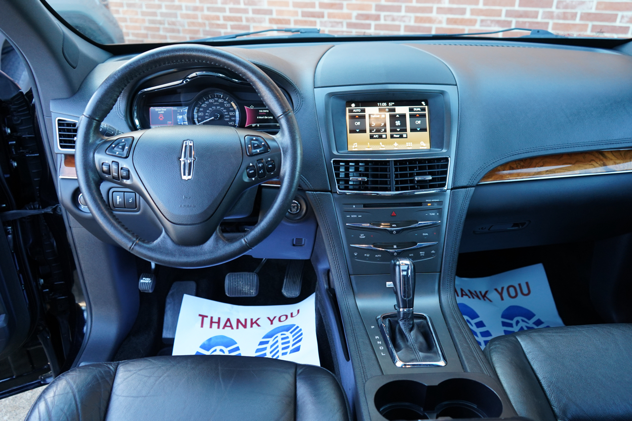 Lincoln MKT 3.7L AWD w/Livery Pkg 2017