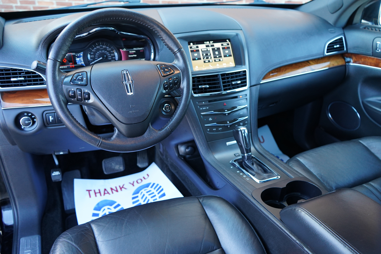 Lincoln MKT 3.7L AWD w/Livery Pkg 2017