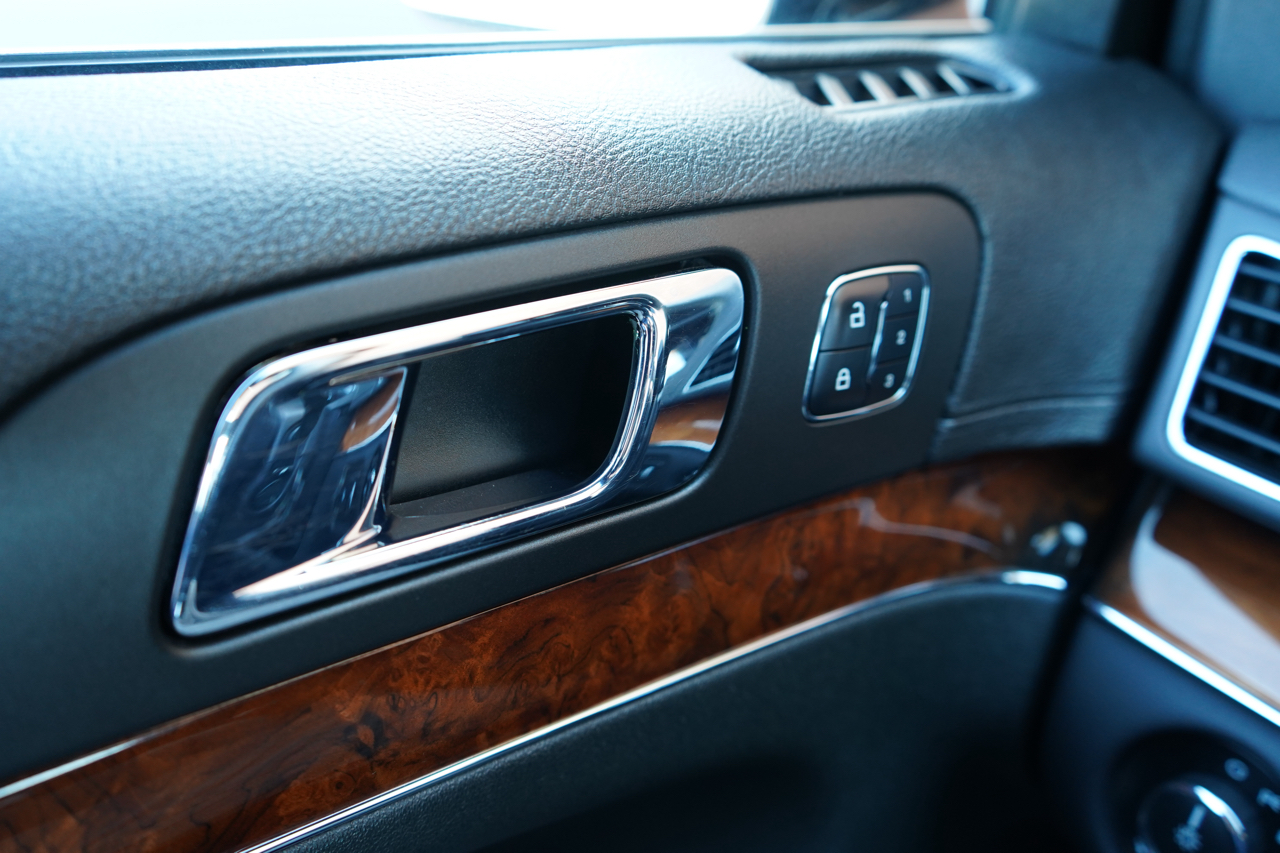 Lincoln MKT 3.7L AWD w/Livery Pkg 2017