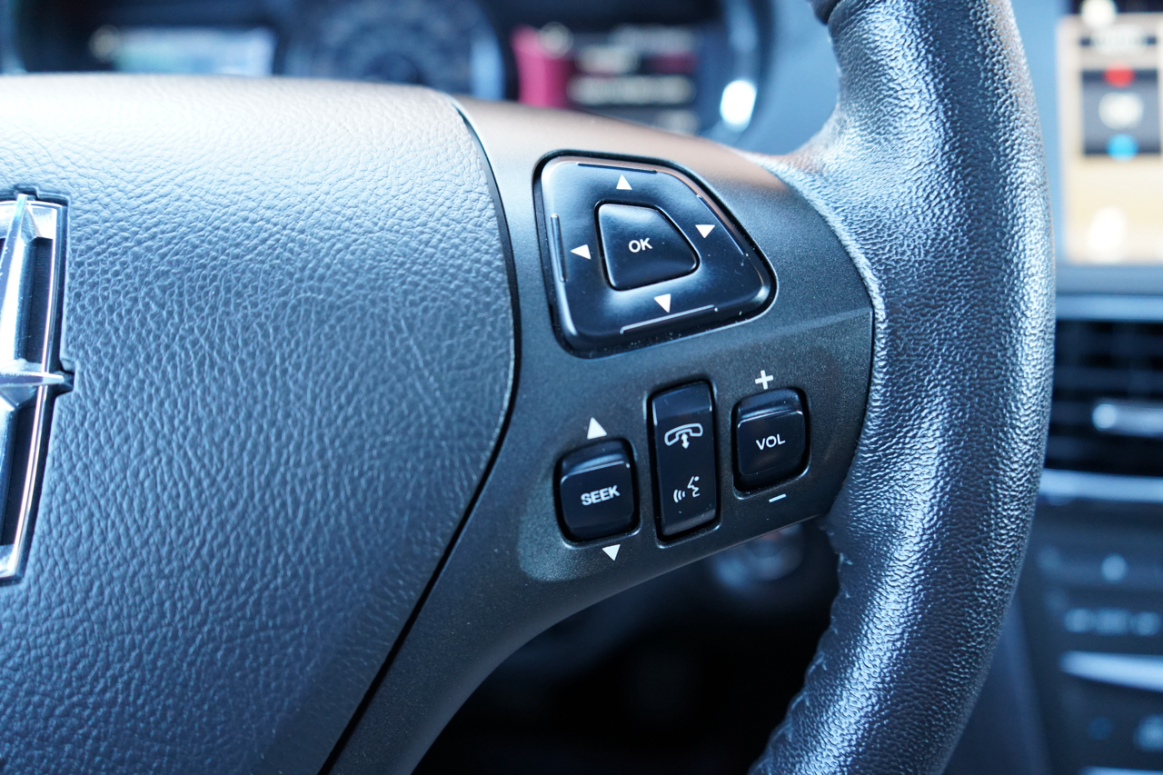 Lincoln MKT 3.7L AWD w/Livery Pkg 2017