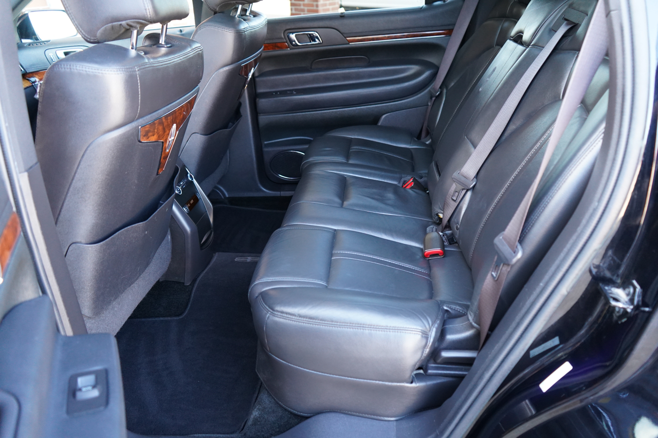 Lincoln MKT 3.7L AWD w/Livery Pkg 2017