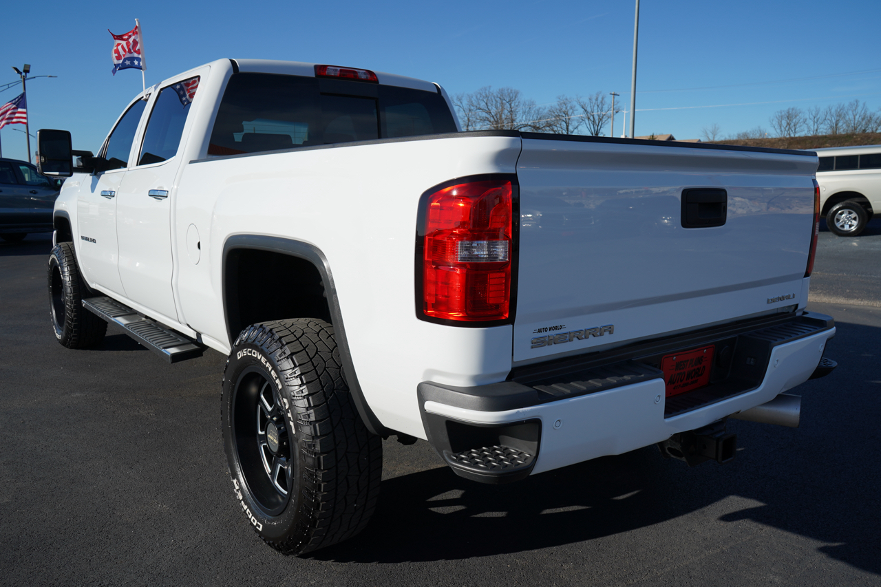 GMC Sierra 2500HD 4WD Crew Cab 153.7" Denali 2017