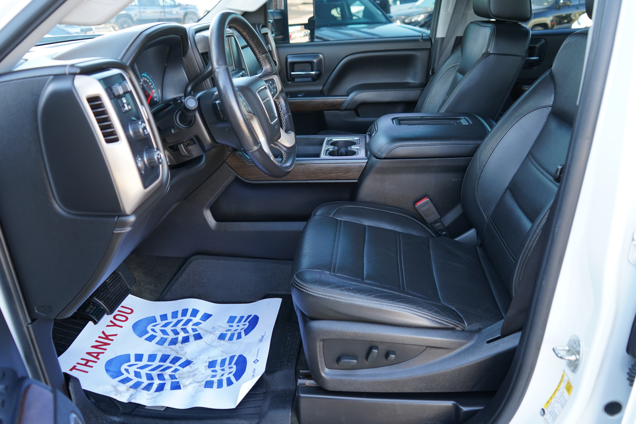 GMC Sierra 2500HD 4WD Crew Cab 153.7" Denali 2017