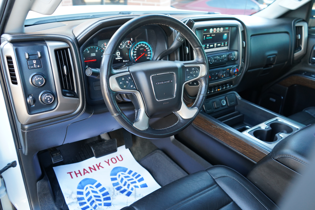 GMC Sierra 2500HD 4WD Crew Cab 153.7" Denali 2017