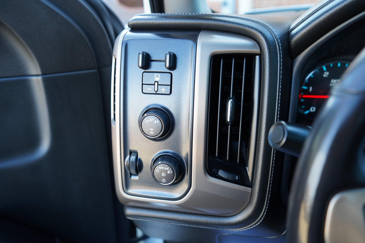 GMC Sierra 2500HD 4WD Crew Cab 153.7" Denali 2017