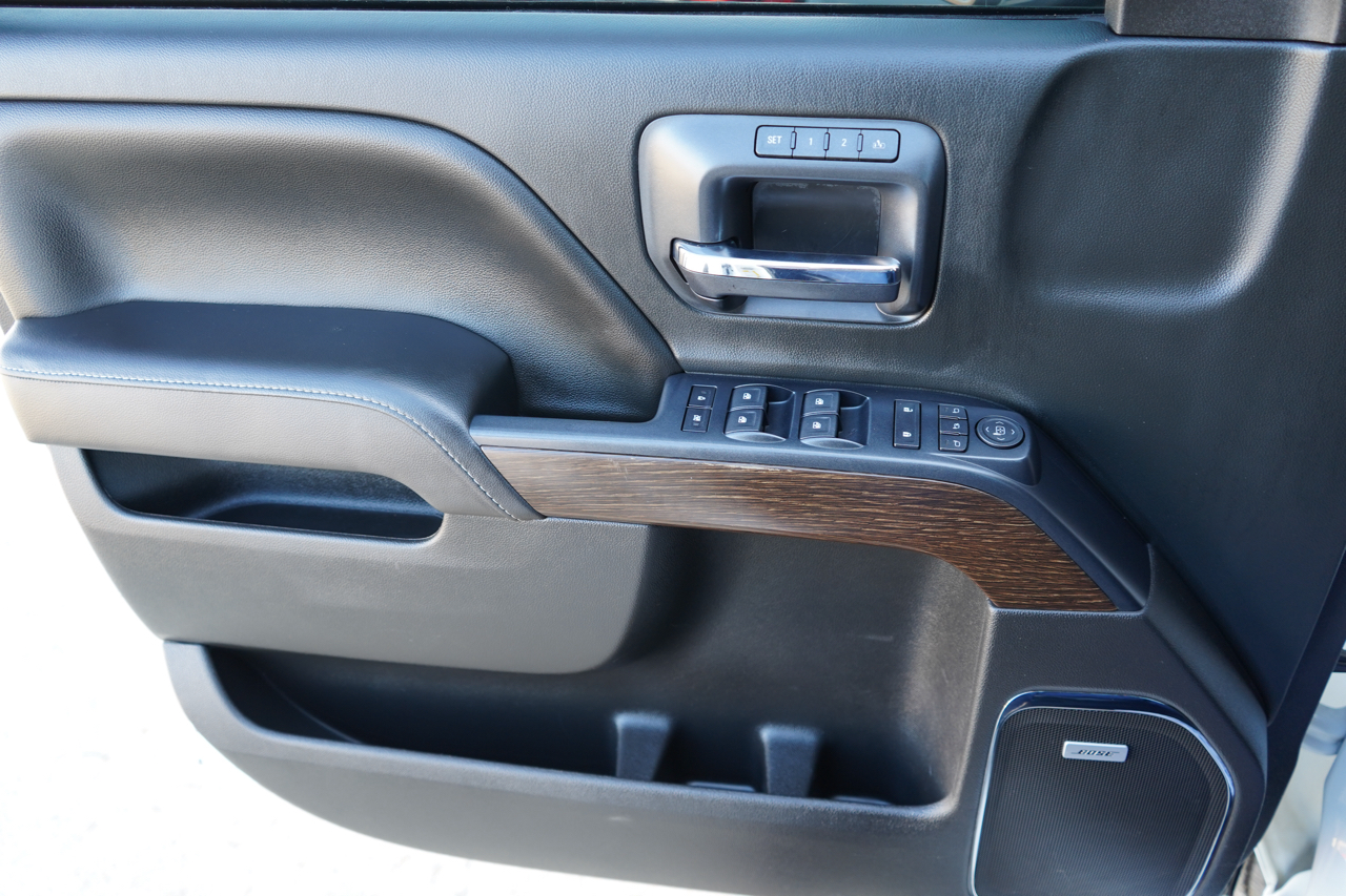 GMC Sierra 2500HD 4WD Crew Cab 153.7" Denali 2017