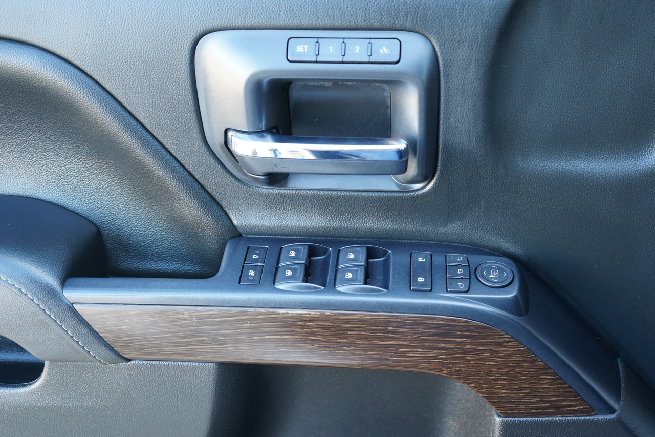 GMC Sierra 2500HD 4WD Crew Cab 153.7" Denali 2017