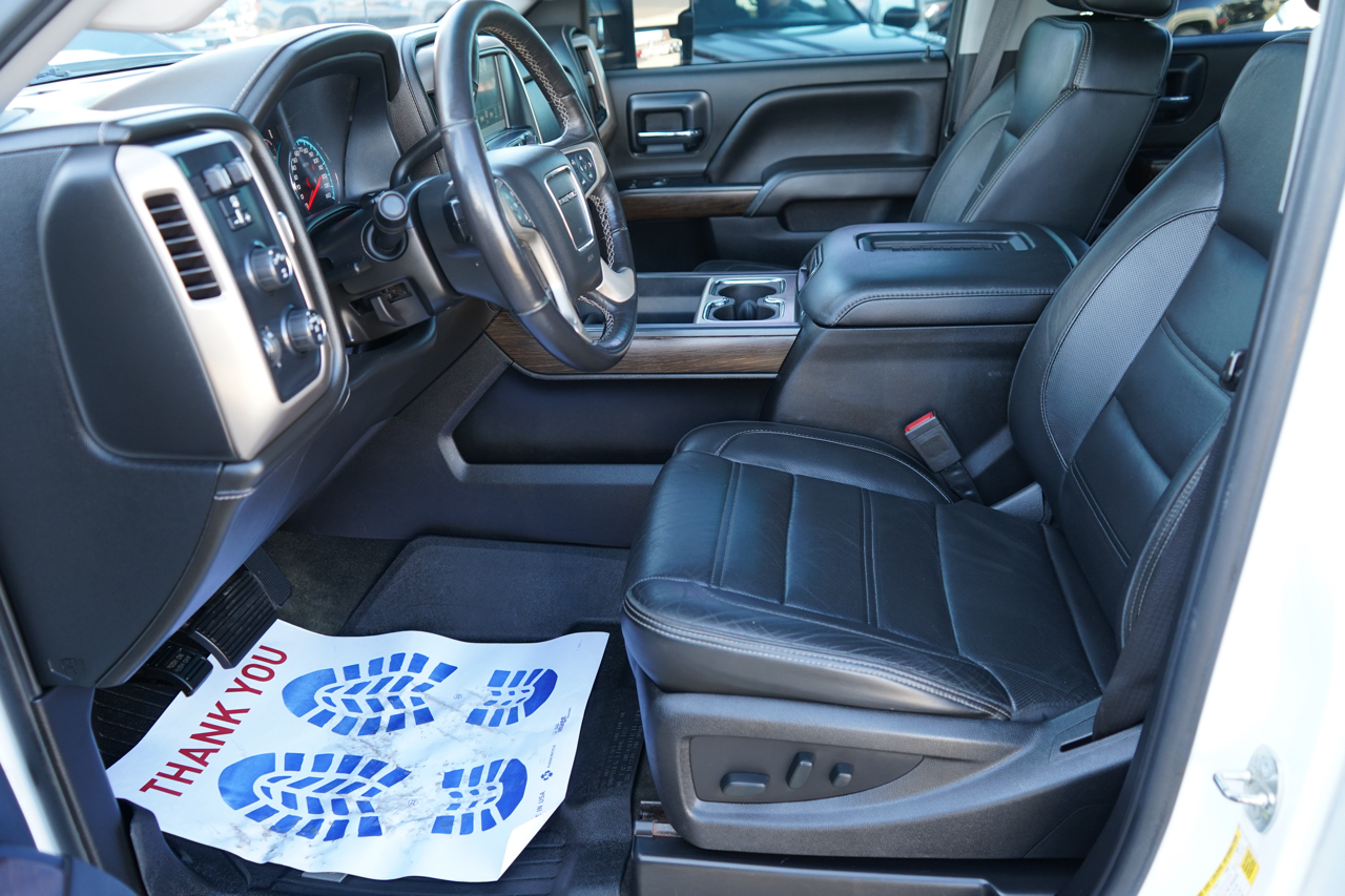 GMC Sierra 2500HD 4WD Crew Cab 153.7" Denali 2017