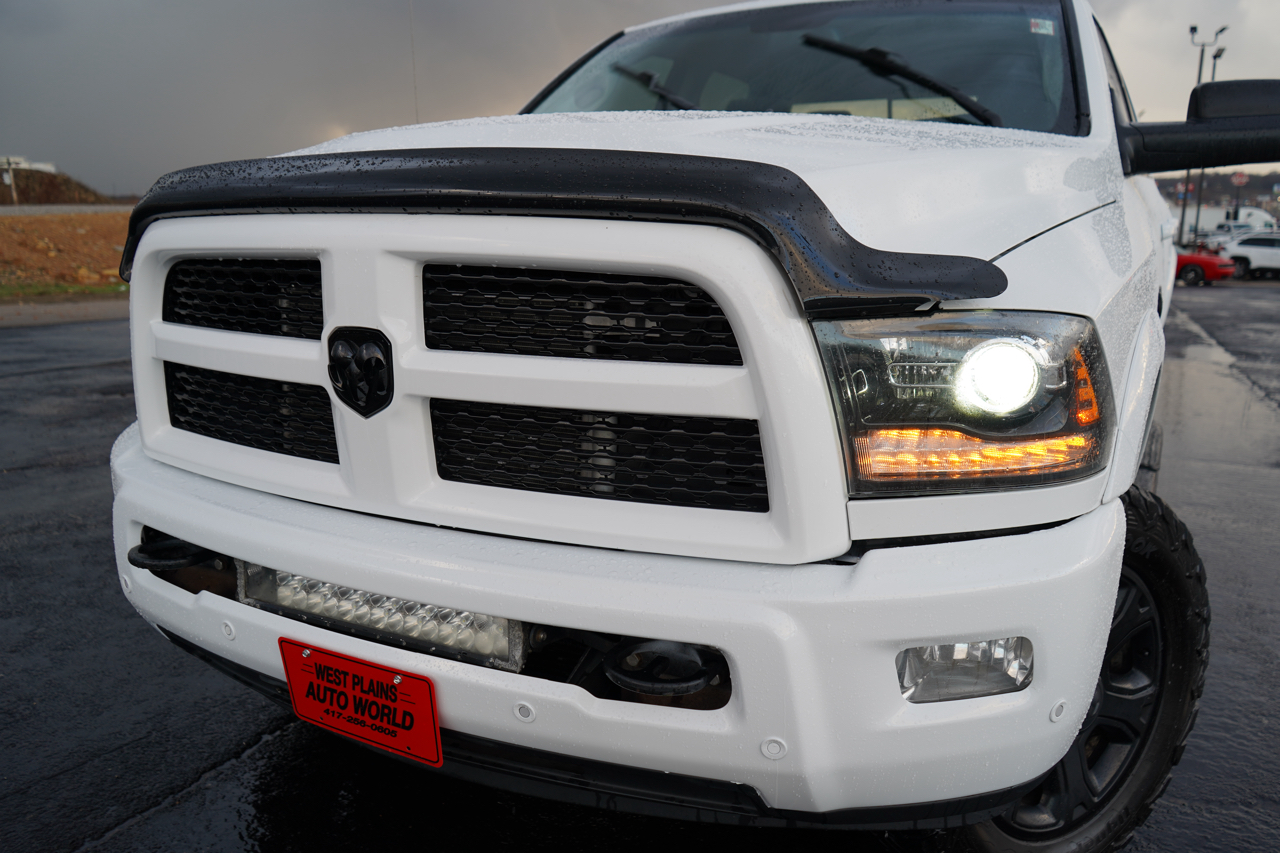 2017 Ram 2500 Laramie photo 2