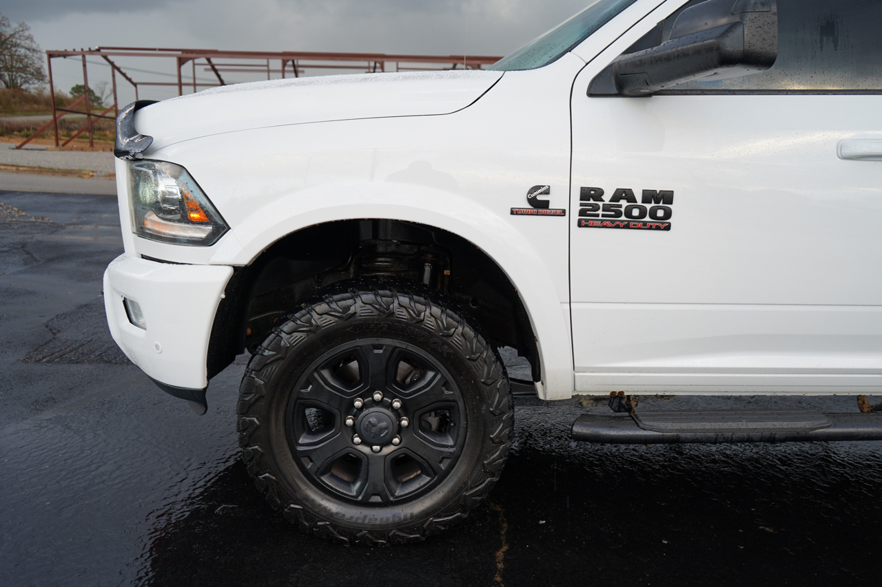 2017 Ram 2500 Laramie photo 4