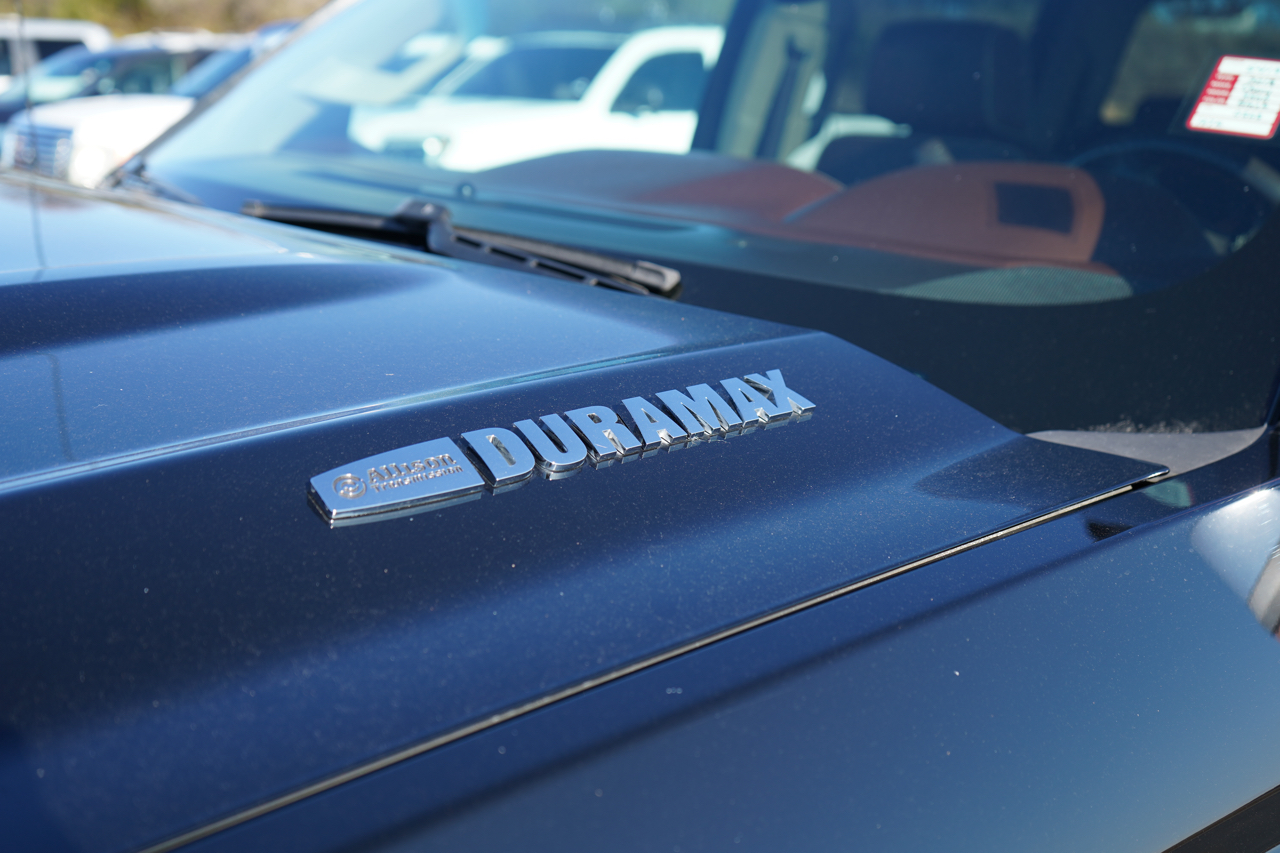 Chevrolet Silverado 3500HD 4WD Crew Cab 153.7" High Country 2018