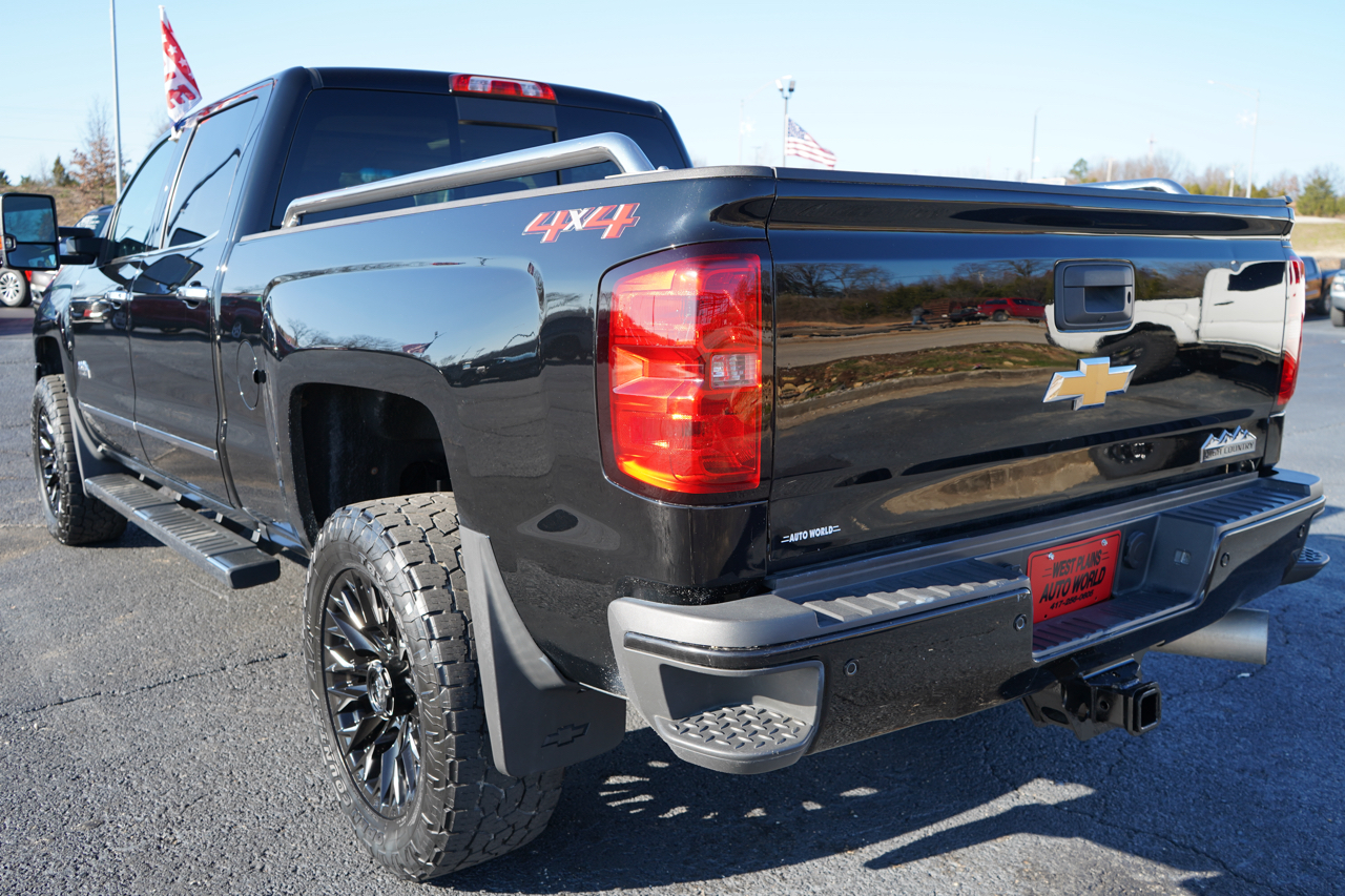 Chevrolet Silverado 3500HD 4WD Crew Cab 153.7" High Country 2018