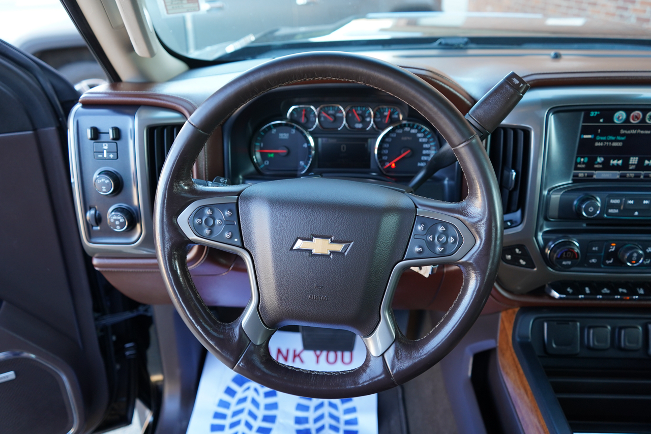 Chevrolet Silverado 3500HD 4WD Crew Cab 153.7" High Country 2018