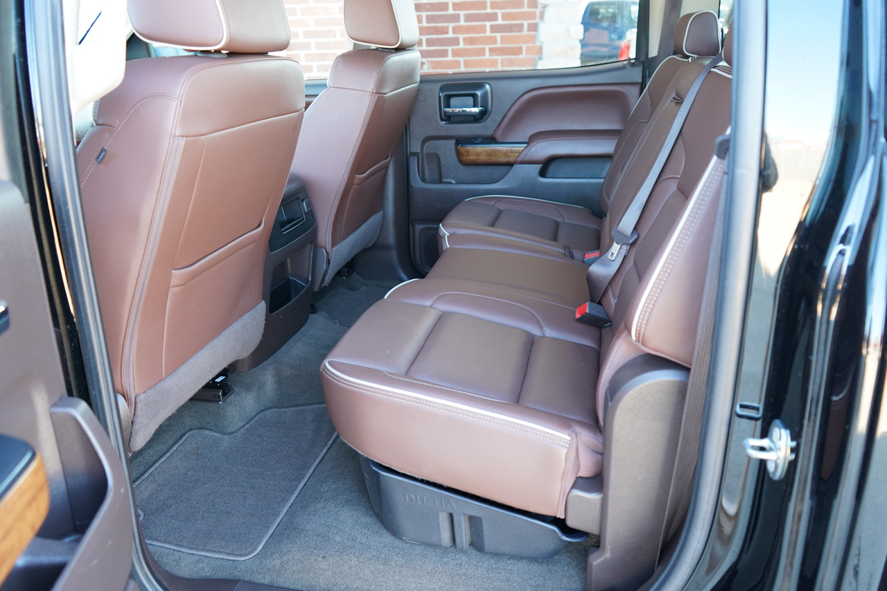 Chevrolet Silverado 3500HD 4WD Crew Cab 153.7" High Country 2018