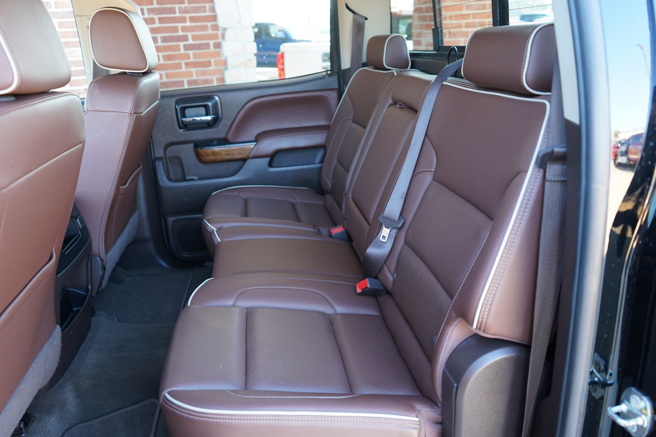 Chevrolet Silverado 3500HD 4WD Crew Cab 153.7" High Country 2018