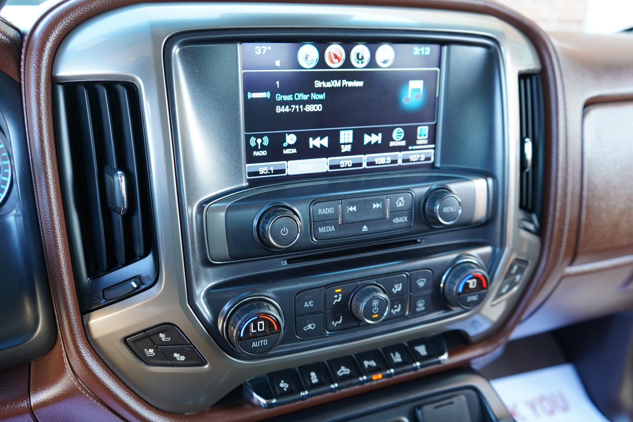 Chevrolet Silverado 3500HD 4WD Crew Cab 153.7" High Country 2018