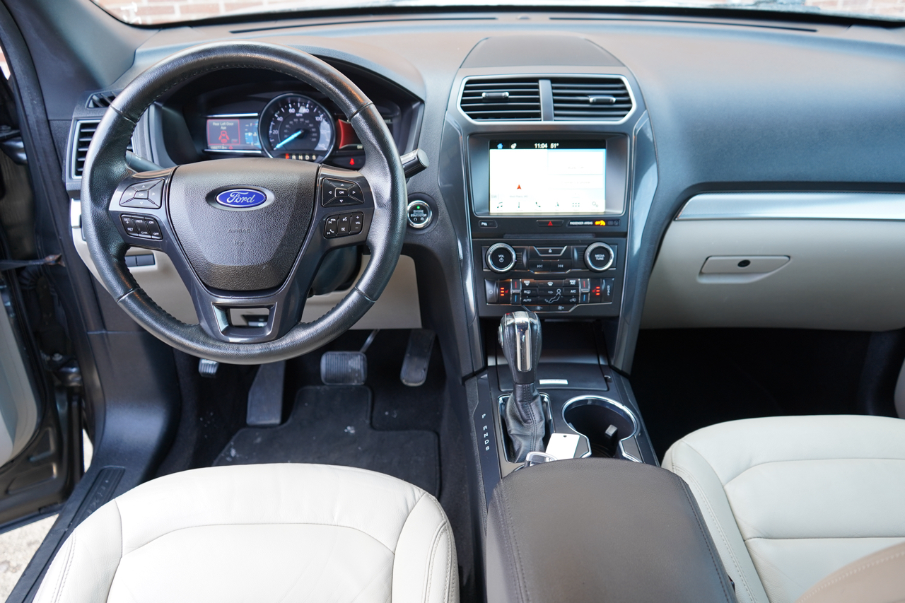 Ford Explorer XLT FWD 2018