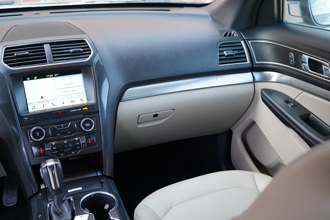 Ford Explorer XLT FWD 2018