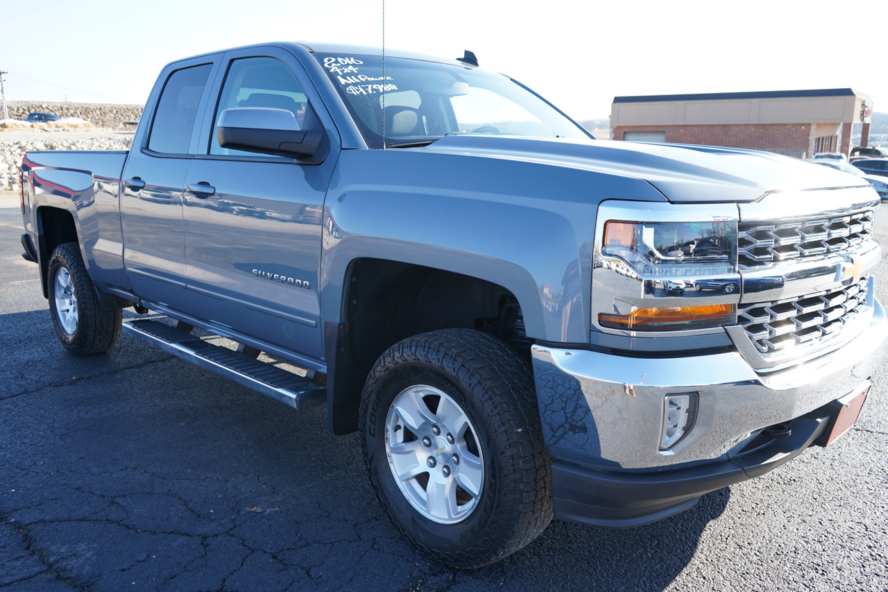 Chevrolet Silverado 1500 4WD Double Cab 143.5" LT w/1LT 2016