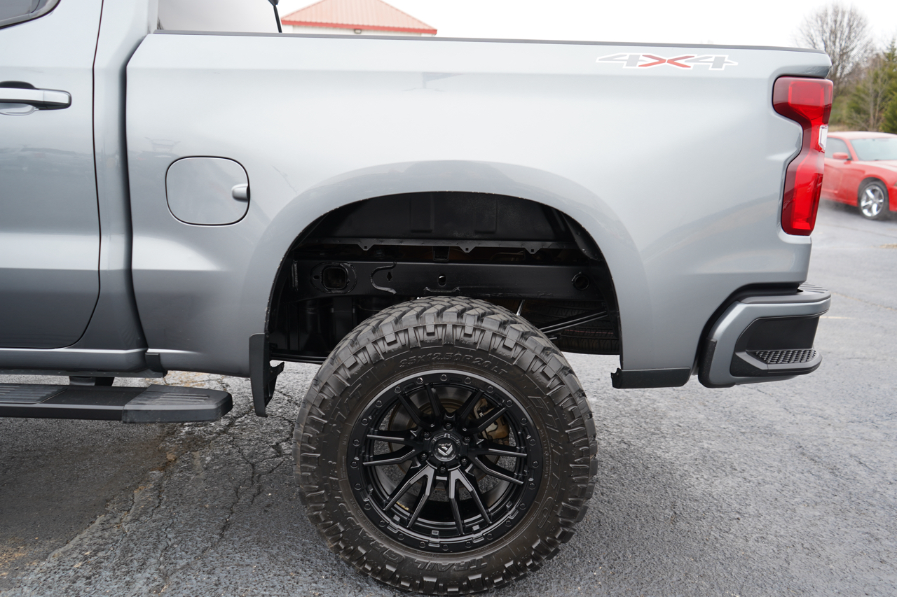 Chevrolet Silverado 1500 4WD Crew Cab 147" RST 2021